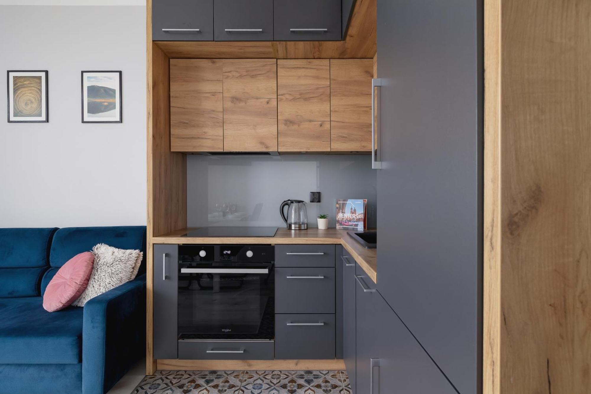 Przestronny Apartament Z Balkonem By Noclegi Renters Краків Екстер'єр фото